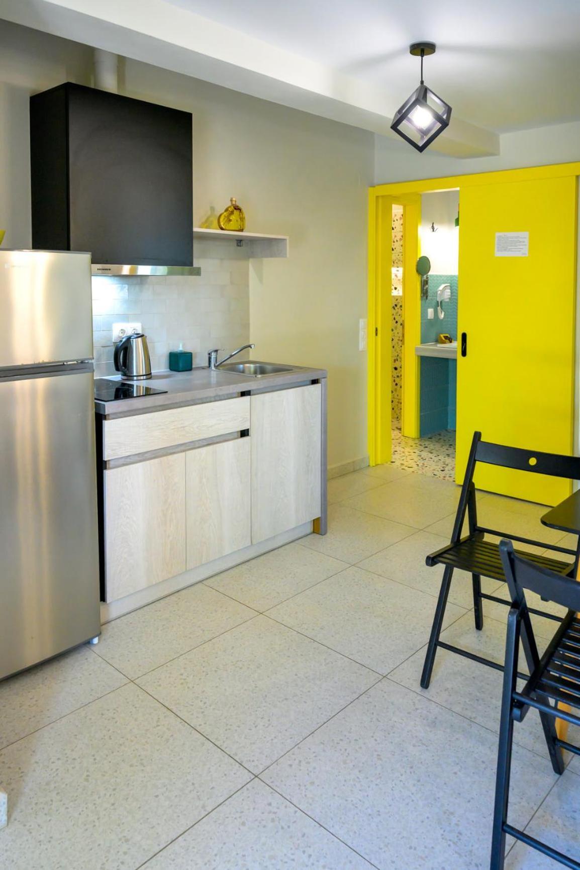 Bikini Apartments Kariótai Kültér fotó