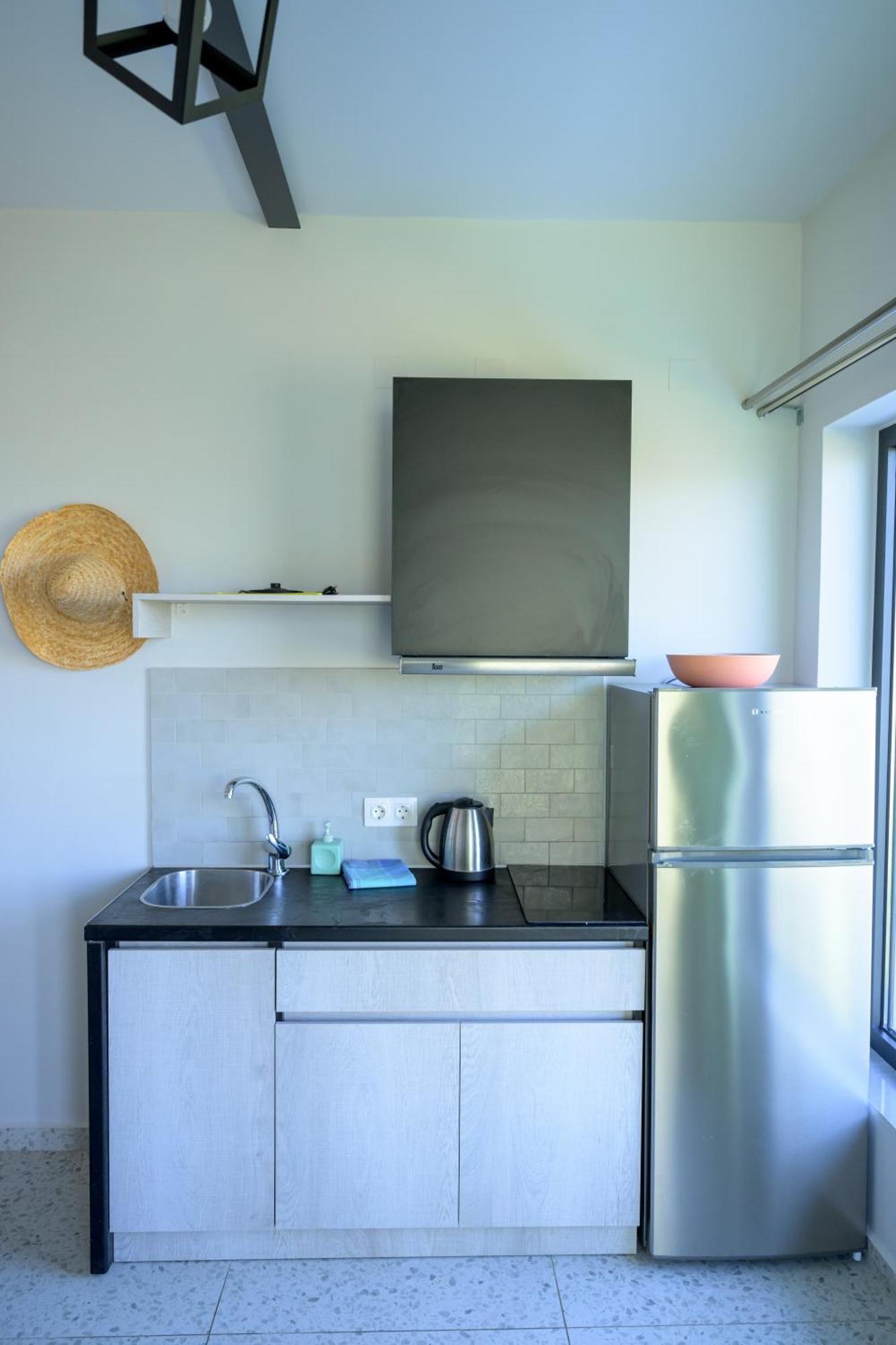 Bikini Apartments Kariótai Kültér fotó